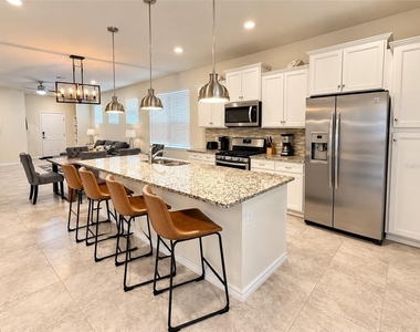 7328 Oakmoss Loop - Photo Thumbnail 23