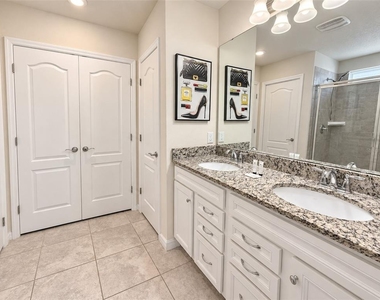 7328 Oakmoss Loop - Photo Thumbnail 22