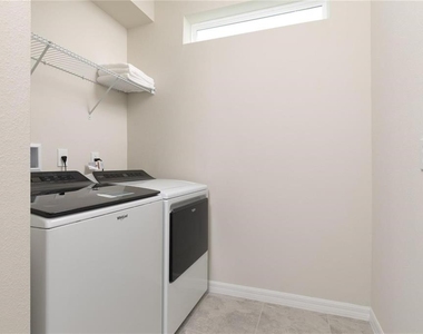 7328 Oakmoss Loop - Photo Thumbnail 26