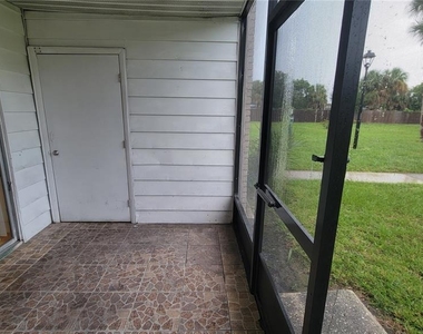 863 Sky Lake Circle - Photo Thumbnail 28