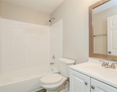 5125 Beecher Street - Photo Thumbnail 12