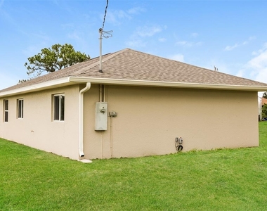 3113 71st Street W - Photo Thumbnail 13