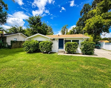 2310 S Shine Avenue - Photo Thumbnail 1