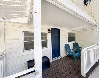 2310 S Shine Avenue - Photo Thumbnail 21