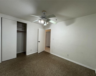 3111 Eleuthera Lane - Photo Thumbnail 14