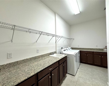 2388 Datura Loop - Photo Thumbnail 21