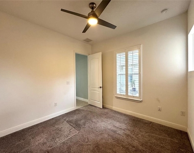 2388 Datura Loop - Photo Thumbnail 17