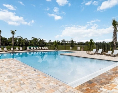 1025 Champion Ridge Drive - Photo Thumbnail 29