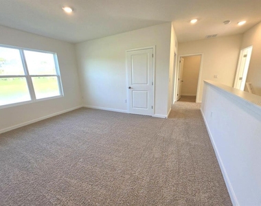 1025 Champion Ridge Drive - Photo Thumbnail 21