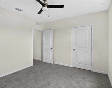 1025 Champion Ridge Drive - Photo Thumbnail 26