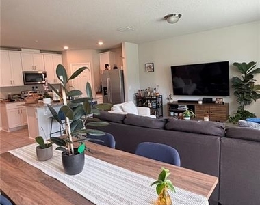 1434 Sage Bush Street - Photo Thumbnail 4