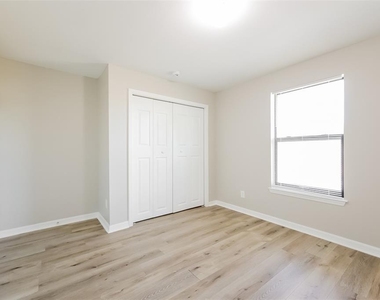 2806 58th Street W - Photo Thumbnail 10