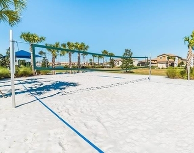 8854 Geneve Court - Photo Thumbnail 14