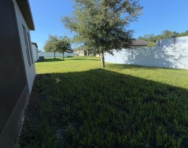 1014 Wanderer Drive - Photo Thumbnail 7