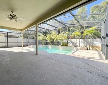 2532 Glenridge Circle - Photo Thumbnail 22