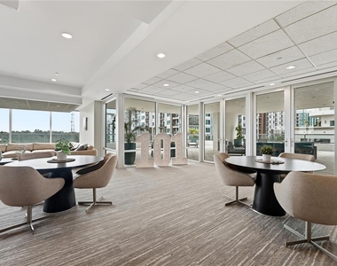 101 S Eola Drive - Photo Thumbnail 37