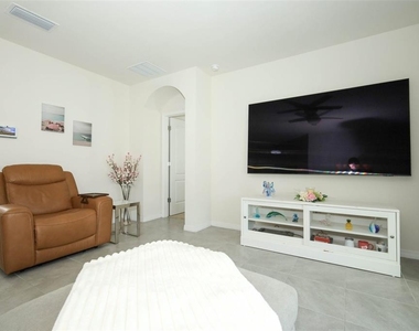 3781 Swanfalls Terrace - Photo Thumbnail 13