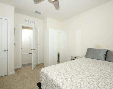 3781 Swanfalls Terrace - Photo Thumbnail 28