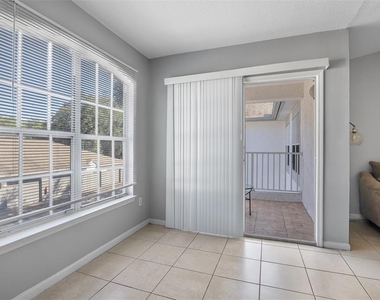 4360 S Kirkman Road - Photo Thumbnail 5