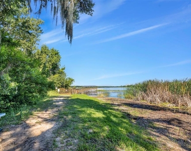 4360 S Kirkman Road - Photo Thumbnail 17
