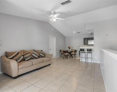 4360 S Kirkman Road - Photo Thumbnail 6