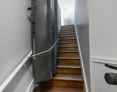 4360 S Kirkman Road - Photo Thumbnail 2