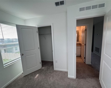 5909 Chestnut Grove Place - Photo Thumbnail 8