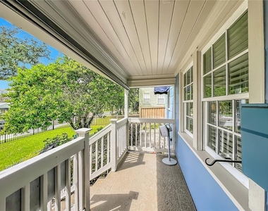 1607 Delaney Avenue - Photo Thumbnail 3