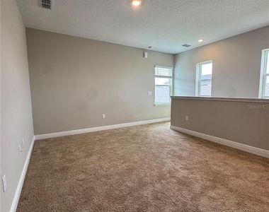 9740 Undset Aly - Photo Thumbnail 6