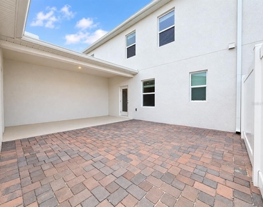 5605 Ronin Drive - Photo Thumbnail 23