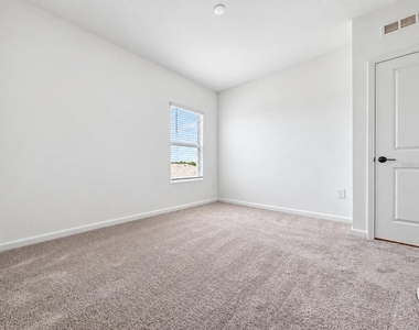 5605 Ronin Drive - Photo Thumbnail 22