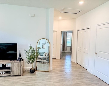 1761 Coriander Drive - Photo Thumbnail 3