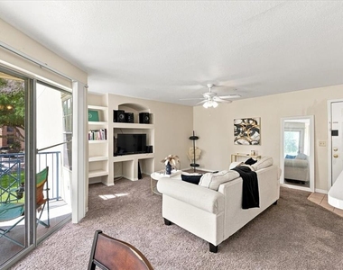 7220 Westpointe Boulevard - Photo Thumbnail 3