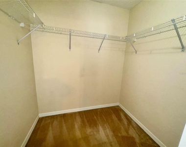 5021 Ashford Falls Lane - Photo Thumbnail 15