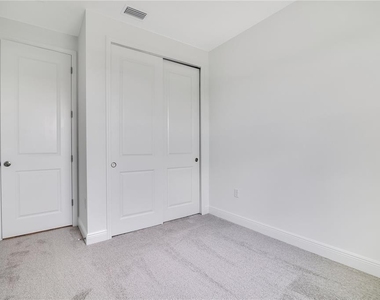 13120 Serene Glade Road - Photo Thumbnail 18