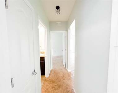 5525 Forest Ridge Drive - Photo Thumbnail 19