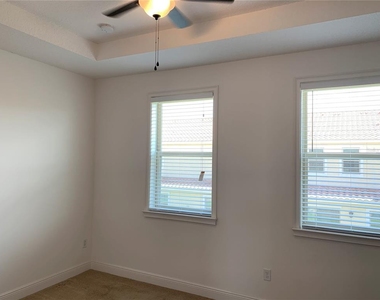13897 Arclid Street - Photo Thumbnail 7