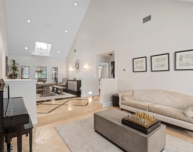 2214 Earleaf Court - Photo Thumbnail 16