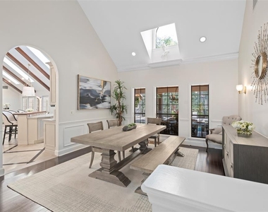 2214 Earleaf Court - Photo Thumbnail 13