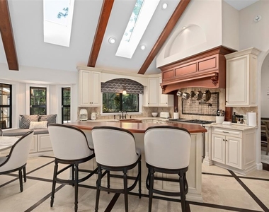 2214 Earleaf Court - Photo Thumbnail 10