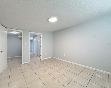 1600 Roosevelt Avenue - Photo Thumbnail 18