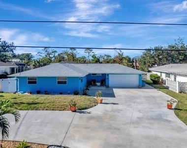 506 Pine Road - Photo Thumbnail 3