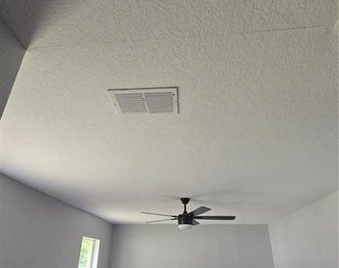 7704 Canterbury Circle - Photo Thumbnail 21