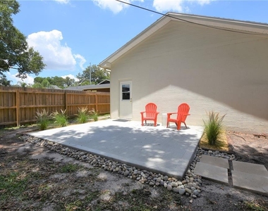 302 W Belmar Street - Photo Thumbnail 16