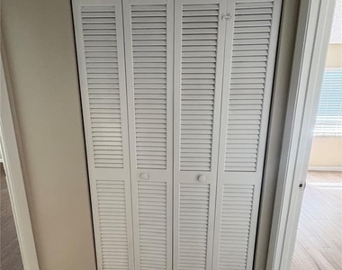 4519 Highland Lane - Photo Thumbnail 19