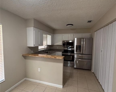 4519 Highland Lane - Photo Thumbnail 7