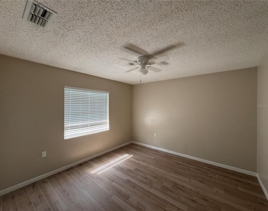 4519 Highland Lane - Photo Thumbnail 9