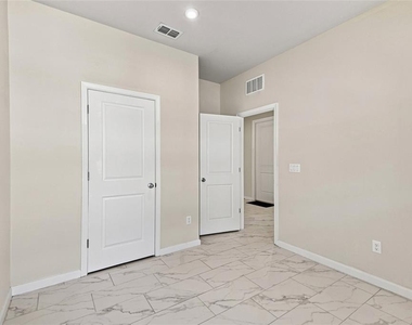 10597 Sw Vasari Way - Photo Thumbnail 20