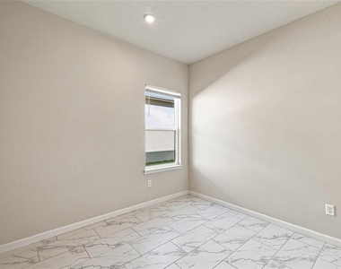 10597 Sw Vasari Way - Photo Thumbnail 15