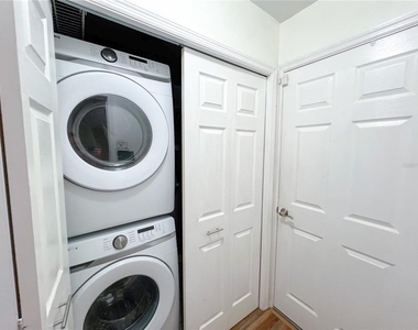 7516 Nw 36th Avenue - Photo Thumbnail 13